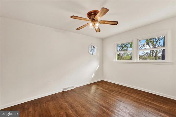3814 Grantley Road Baltimore, MD 21215 - Photo 15 of 28 Gallery Image 15