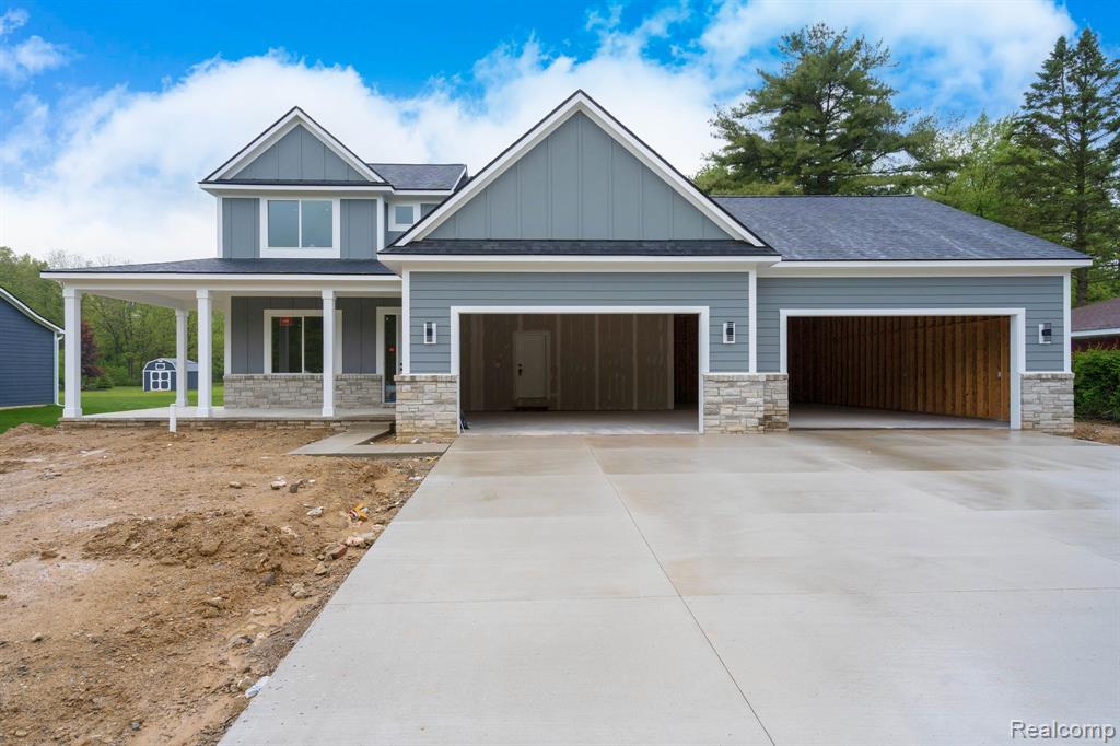 1439 Merry Road Waterford, MI 48328 - Photo 2 of 44 Gallery Image 2