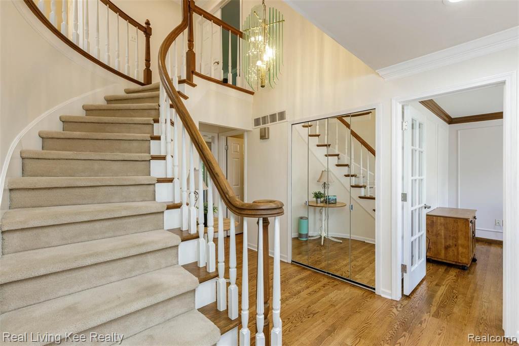 359 Fordcroft Drive Rochester Hills, MI 48309 - Photo 4 of 29