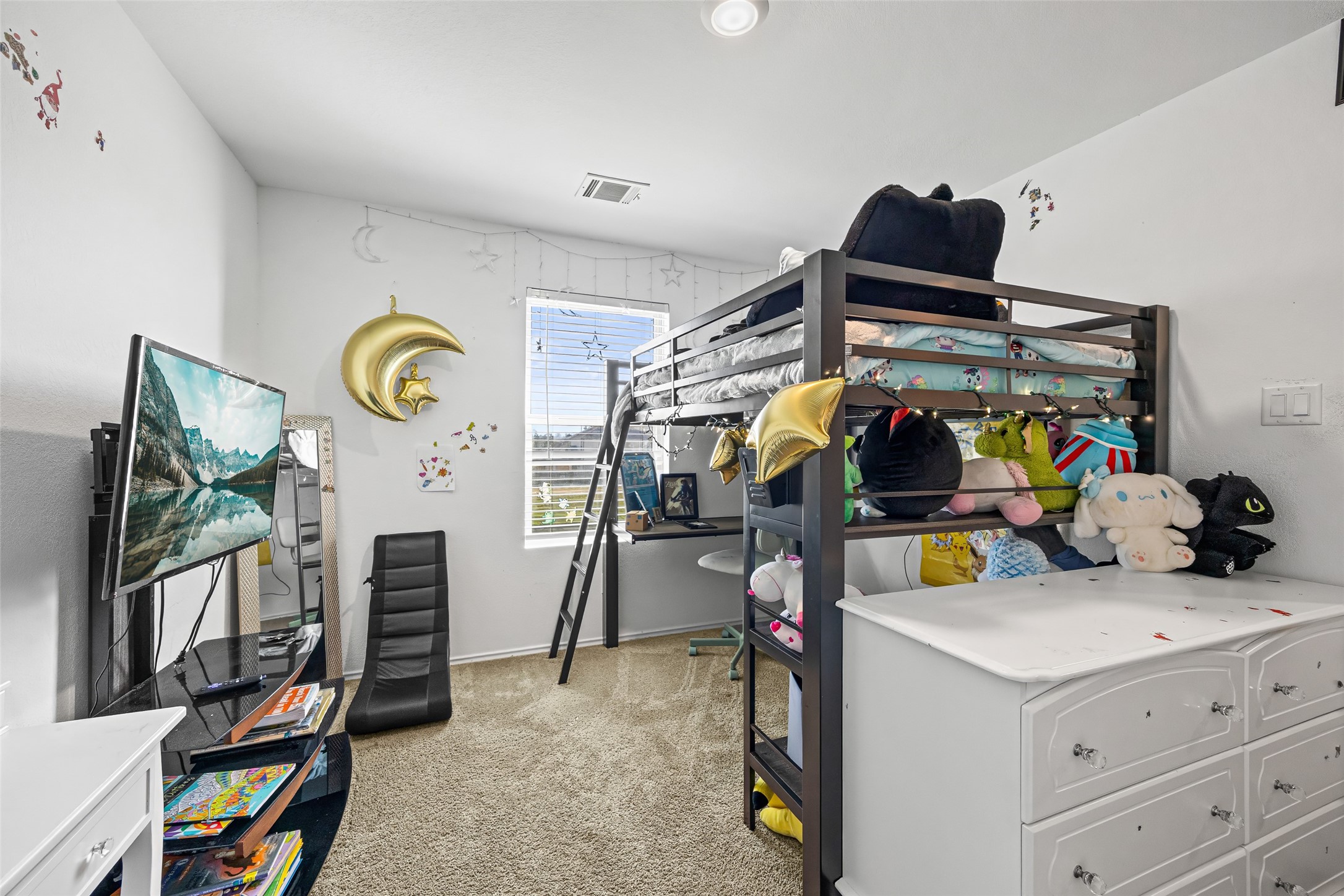 5976 Rimini Landing Lane Porter, TX 77365 - Photo 14 of 18 a utility room with dryer and washer