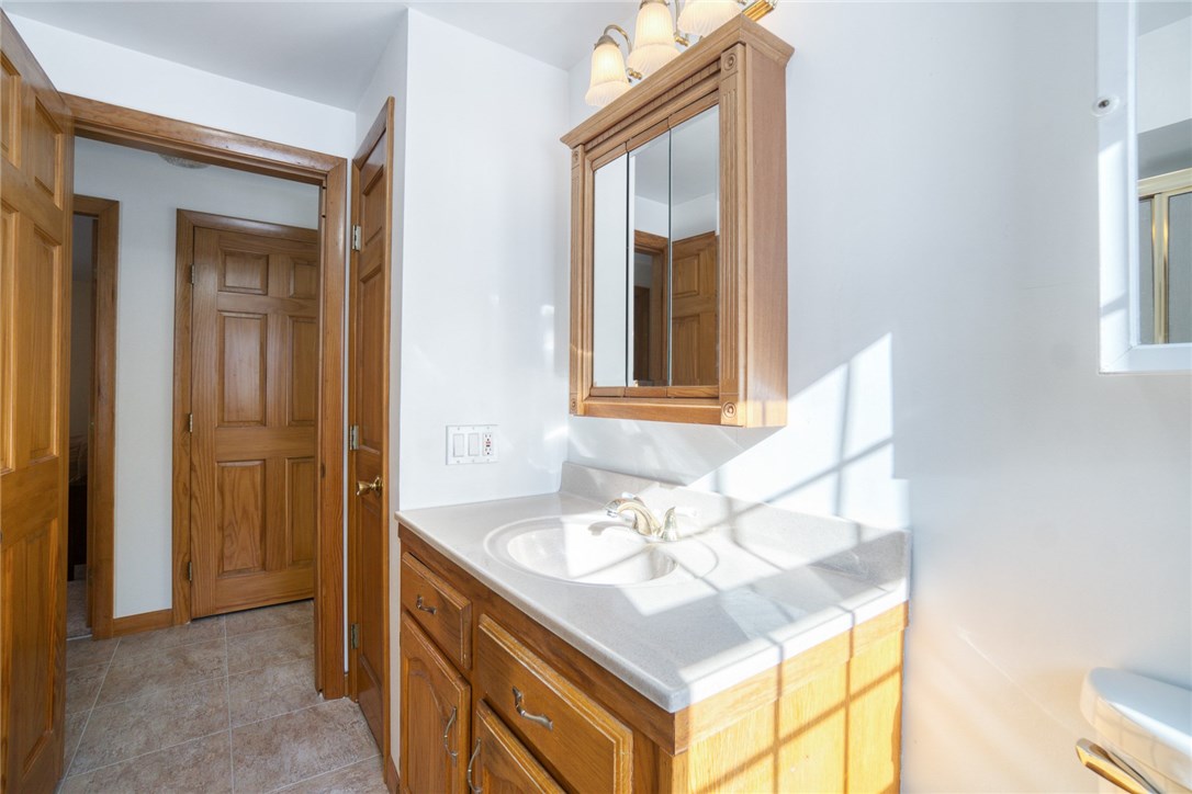 43 Harkness Road North Smithfield, RI 02896 - Photo 12 of 30 Gallery Image 12