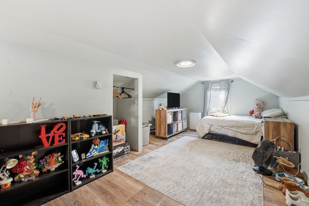 154 Russell Street Springfield, MA 01104 - Photo 18 of 29
