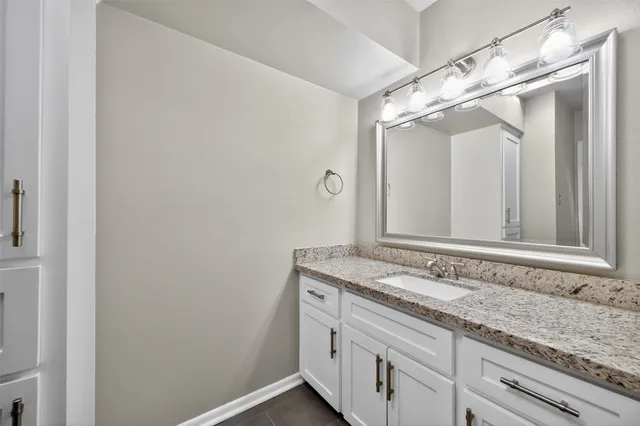 $349,900 | 6308 Meredith Drive, Bellaire, TX 77401