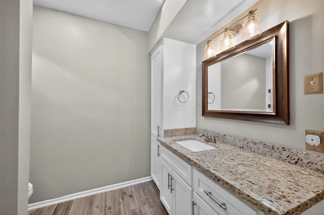 $349,900 | 6308 Meredith Drive, Bellaire, TX 77401