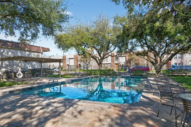 $349,900 | 6308 Meredith Drive, Bellaire, TX 77401