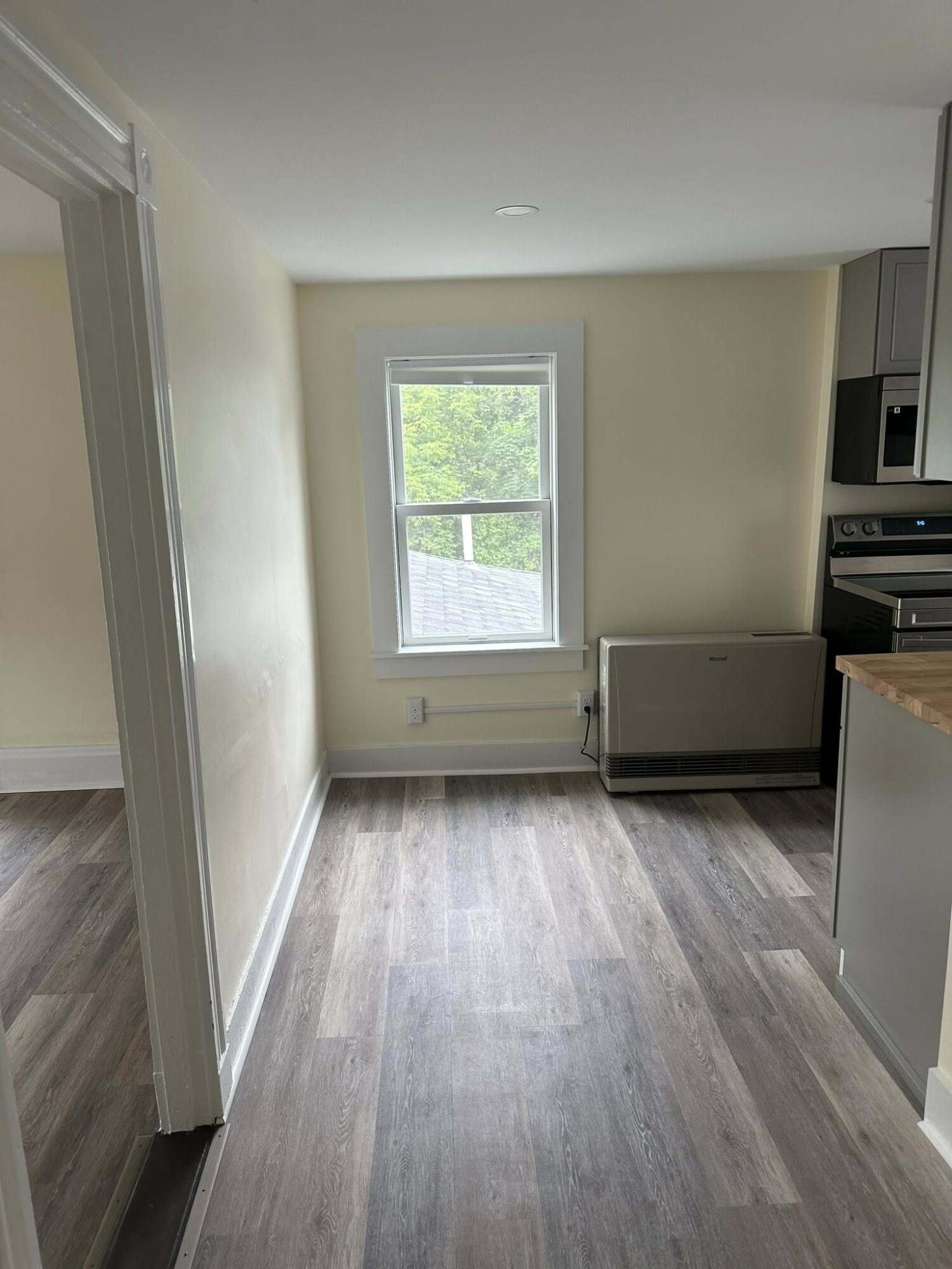 36 Grove Street Rockland, ME 04841 - Photo 12 of 22 529797772_122108939918962933_73404606473