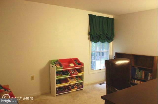 12251 Angel Wing Court Reston, VA 20191 - Photo 18 of 29 Bedroom