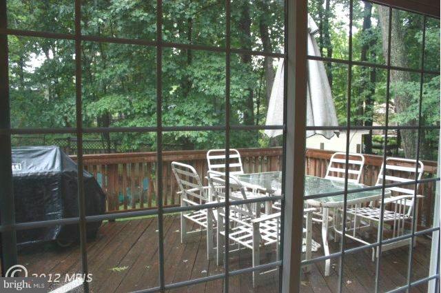 12251 Angel Wing Court Reston, VA 20191 - Photo 26 of 29 Exterior (General)