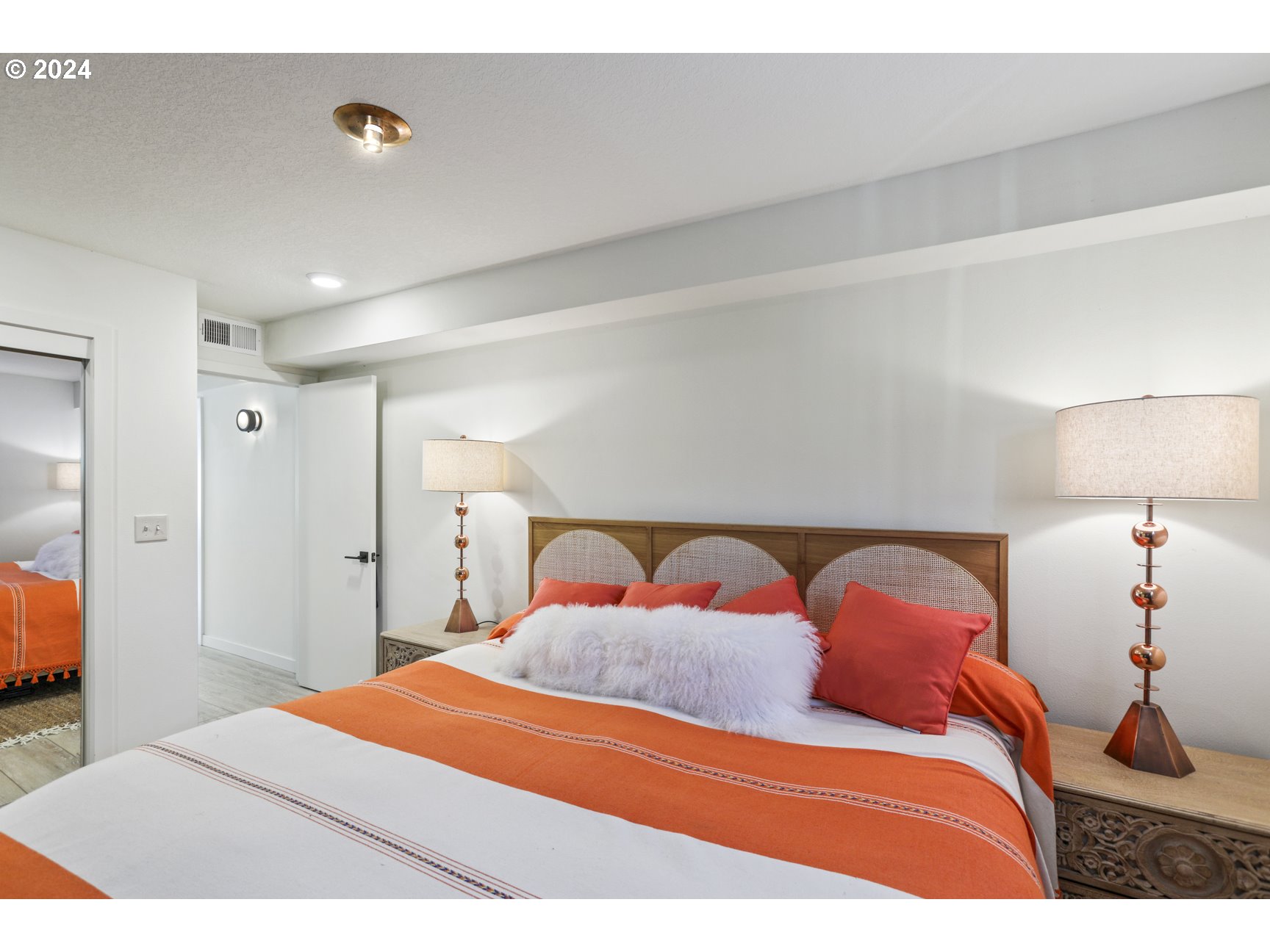 173 Northeast Bridgeton Road, Unit 18 Portland, OR 97211 - Photo 32 of 45 Gallery Image 32