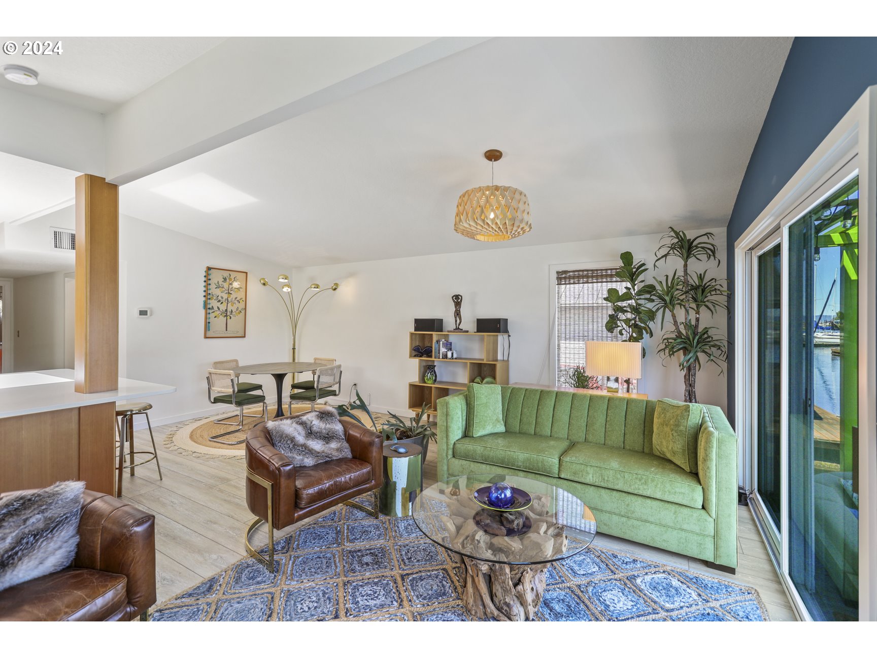 173 Northeast Bridgeton Road, Unit 18 Portland, OR 97211 - Photo 8 of 45 Gallery Image 8