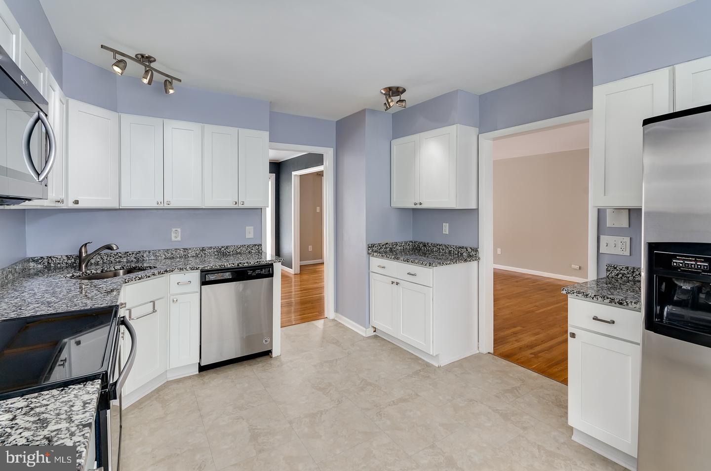 353 Atsion Road Shamong, NJ 08088 - Photo 14 of 34
