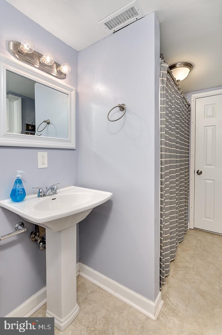 353 Atsion Road Shamong, NJ 08088 - Photo 26 of 34
