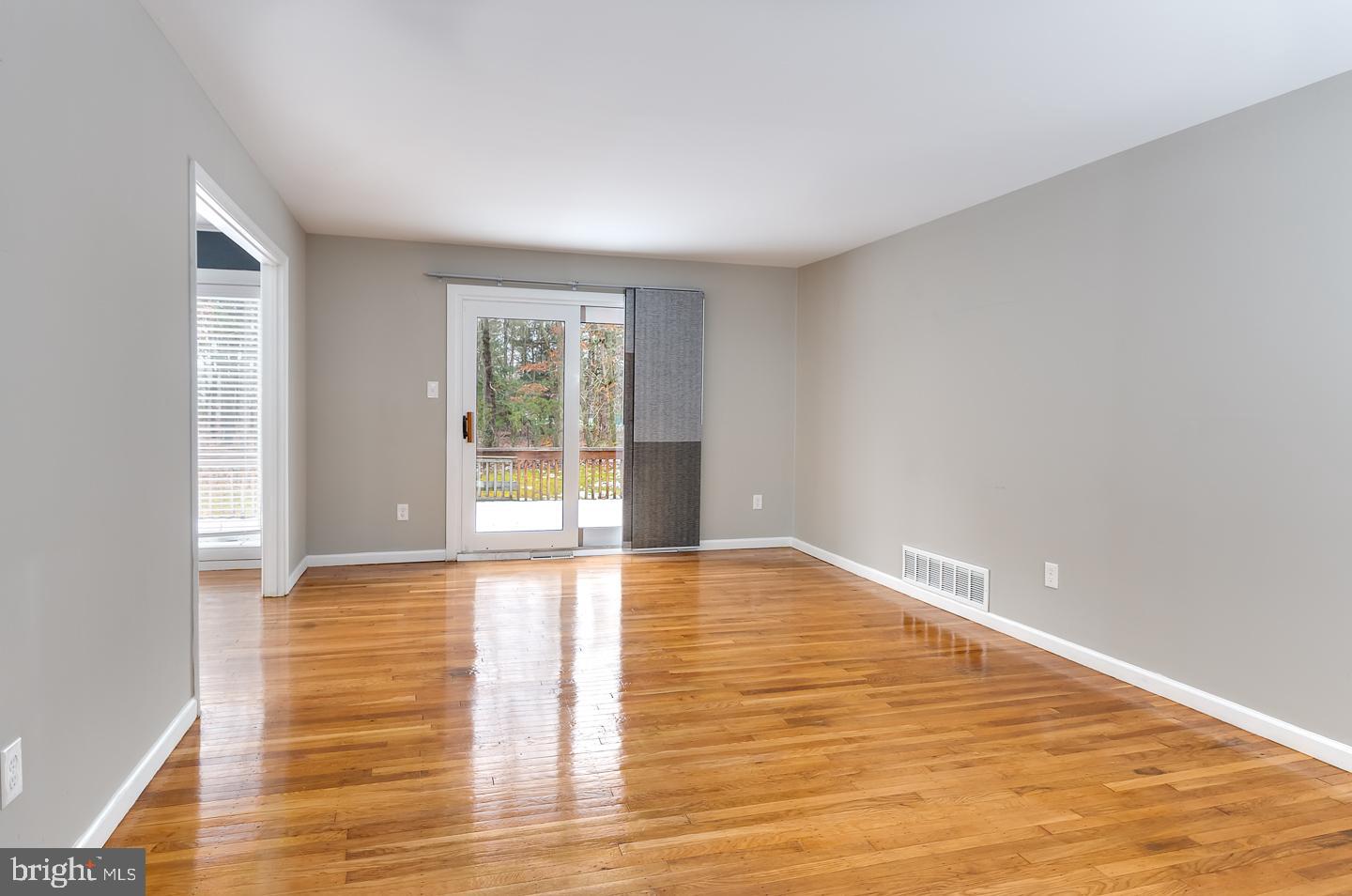 353 Atsion Road Shamong, NJ 08088 - Photo 7 of 34