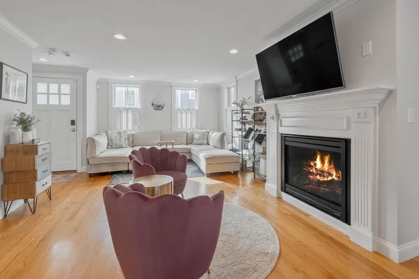 $5,000 | 65 Green Street, Unit 1, Boston, MA 02129