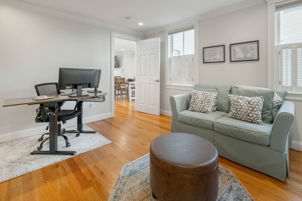 65 Green Street, Unit 1 Boston, MA 02129 - Photo 11 of 25