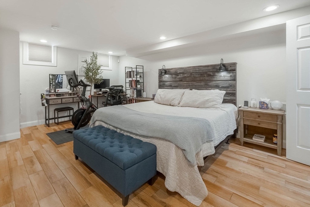 65 Green Street, Unit 1 Boston, MA 02129 - Photo 13 of 25