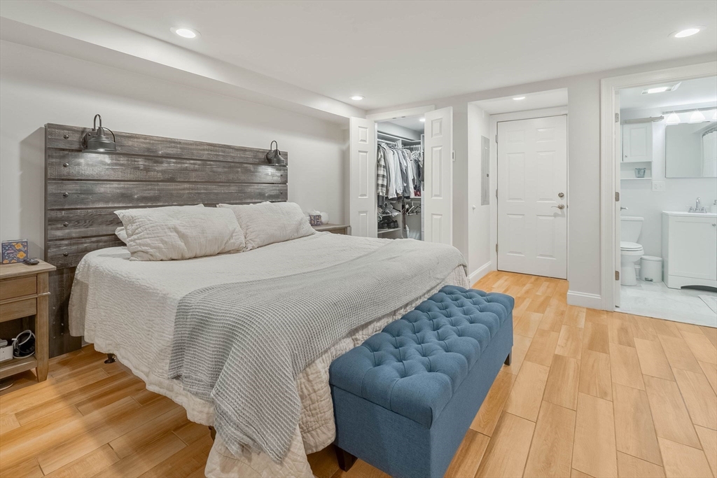 65 Green Street, Unit 1 Boston, MA 02129 - Photo 14 of 25