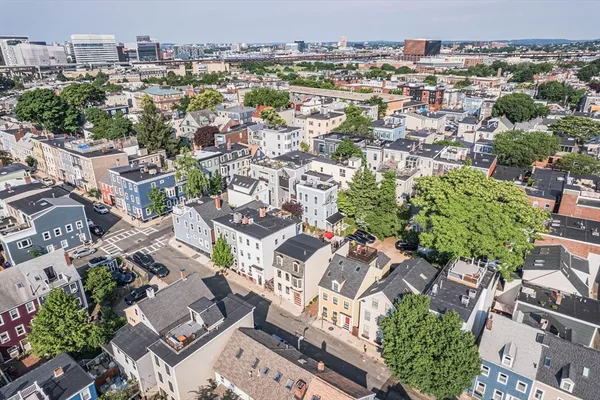 $5,000 | 65 Green Street, Unit 1, Boston, MA 02129