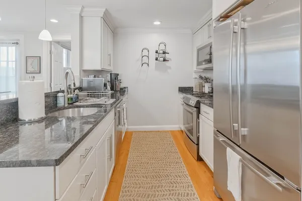 $5,000 | 65 Green Street, Unit 1, Boston, MA 02129