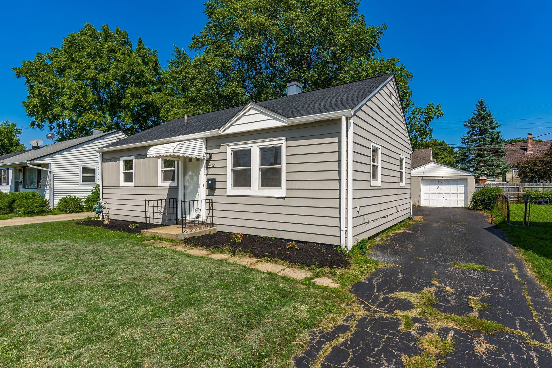 3366 Karl Road Columbus, OH 43224 - Photo 3 of 23 003_ Rd Columbus OH 43224 USA