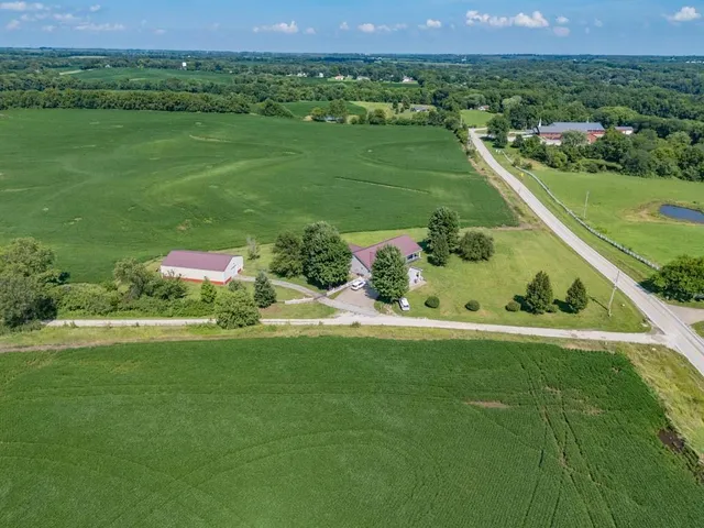 $550,000 | 5990 Z Highway, Edgerton, MO 64444