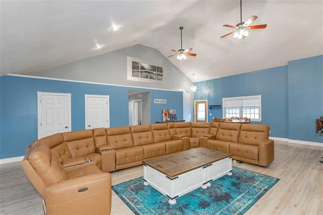 $550,000 | 5990 Z Highway, Edgerton, MO 64444