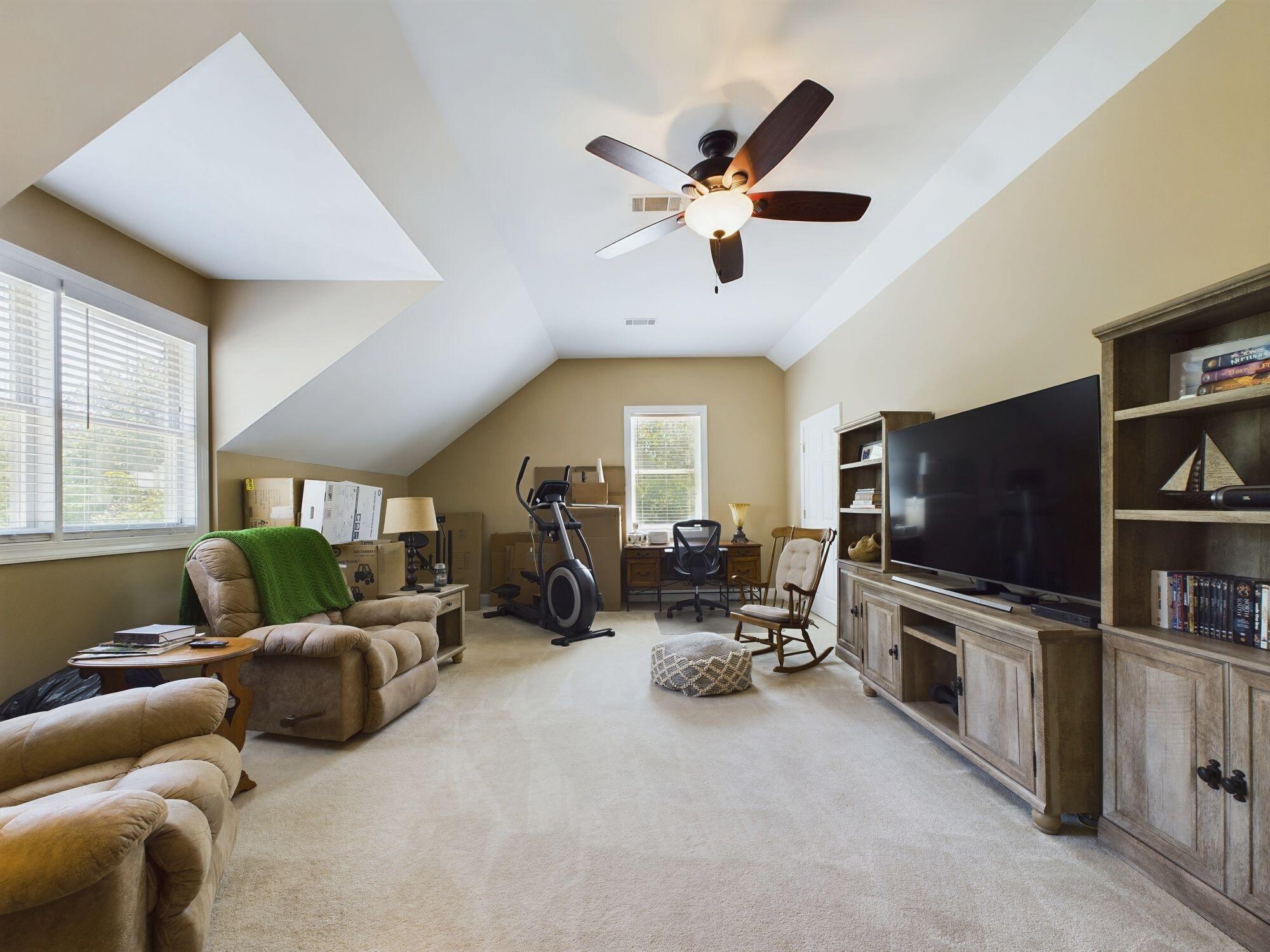332 Live Oak Road Aiken, SC 29803 - Photo 18 of 21 55-web-or-mls-CAM03091G0-PR0085-STILL045