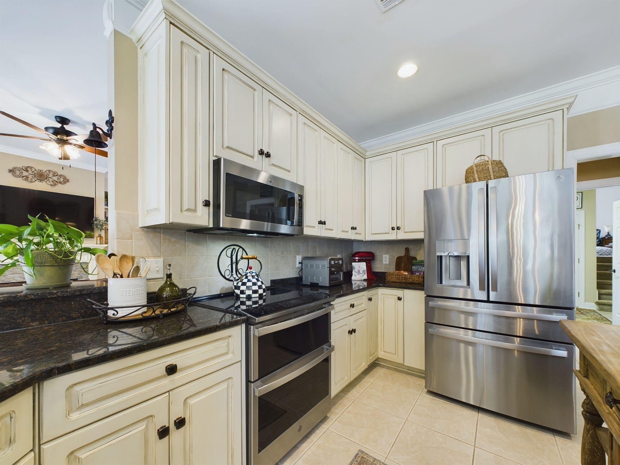 332 Live Oak Road Aiken, SC 29803 - Photo 9 of 21 47-web-or-mls-CAM03091G0-PR0085-STILL037