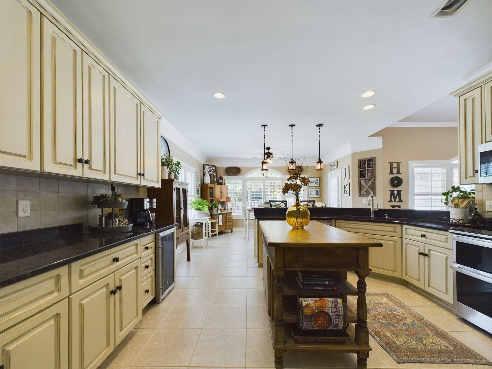 332 Live Oak Road Aiken, SC 29803 - Photo 10 of 21 45-web-or-mls-CAM03091G0-PR0085-STILL035