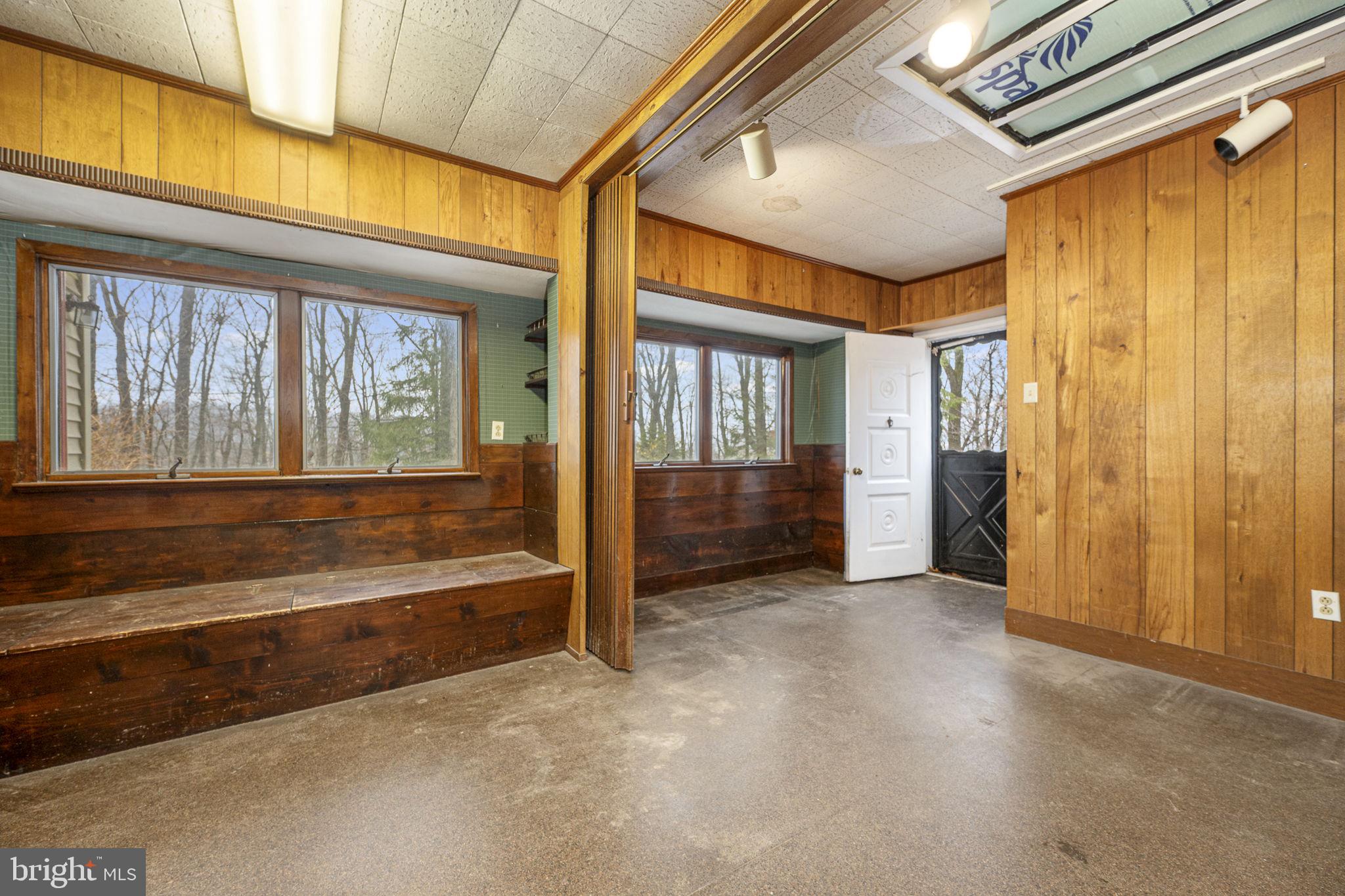 230 Jug Hollow Road Phoenixville, PA 19460 - Photo 10 of 60 a view of an entryway