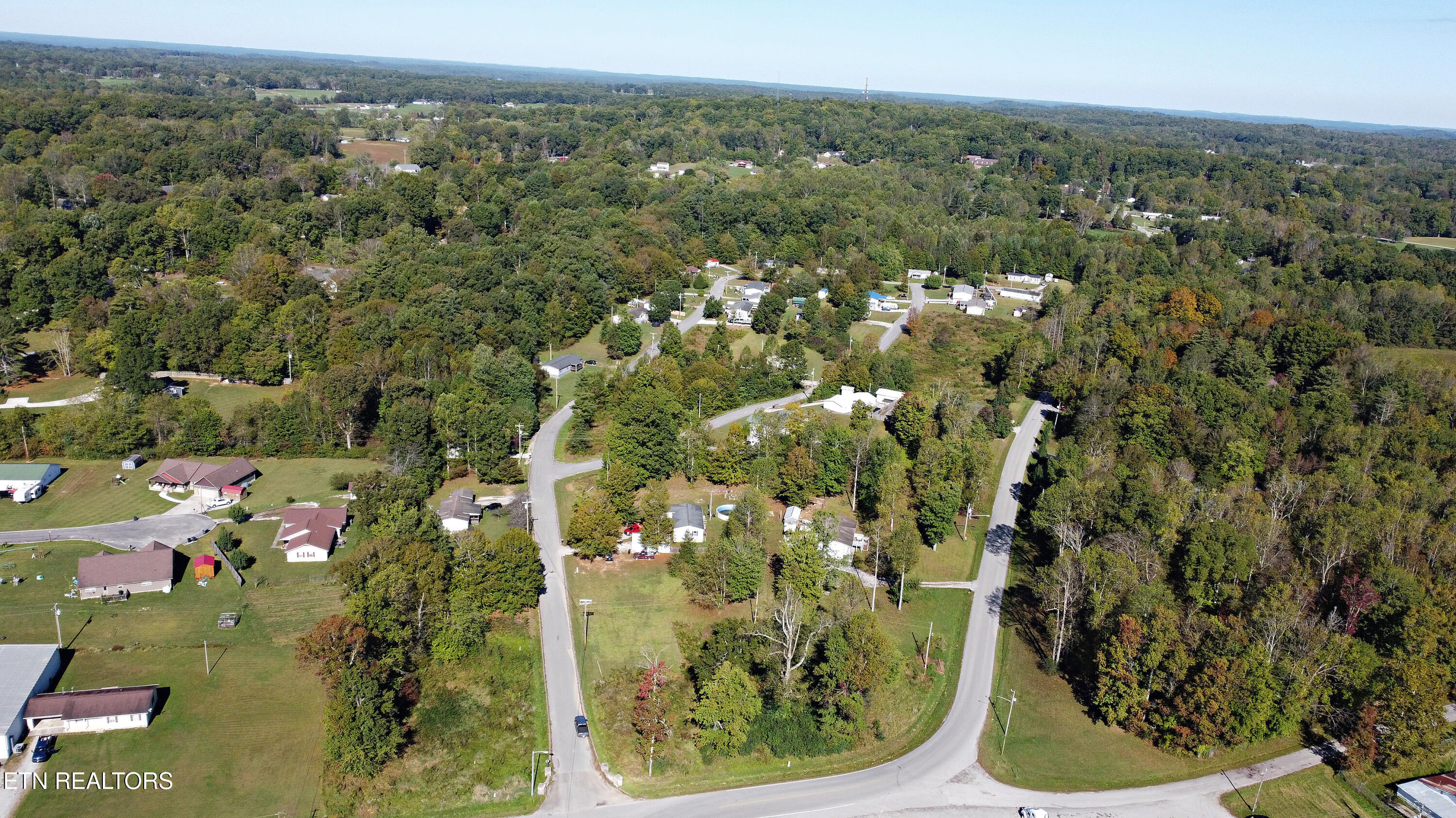 Edgewood Boulevard Oneida, TN 37841 - Photo 14 of 17 DJI_0975