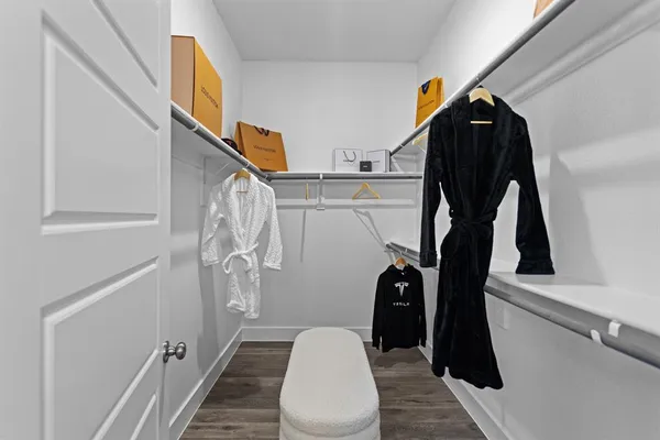 a view of walk in closet