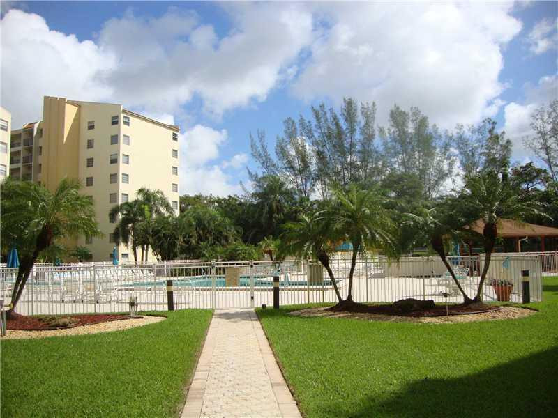 3920 Inverrary Boulevard, Unit C507 Lauderhill, FL 33319 - Photo 22 of 25 Swimming Pool/Hot Tub/Sauna