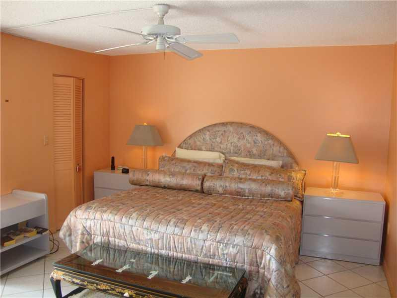 3920 Inverrary Boulevard, Unit C507 Lauderhill, FL 33319 - Photo 7 of 25 Bedroom Master