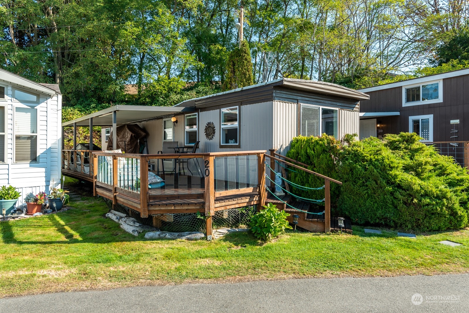 7954 Birch Bay Drive, Unit 20, Blaine, WA 98230 Compass