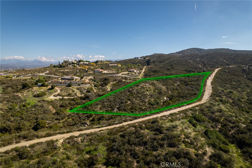 0 Esplendida Way Temecula, CA 92592 - Photo 18 of 24 a view of a large mountain
