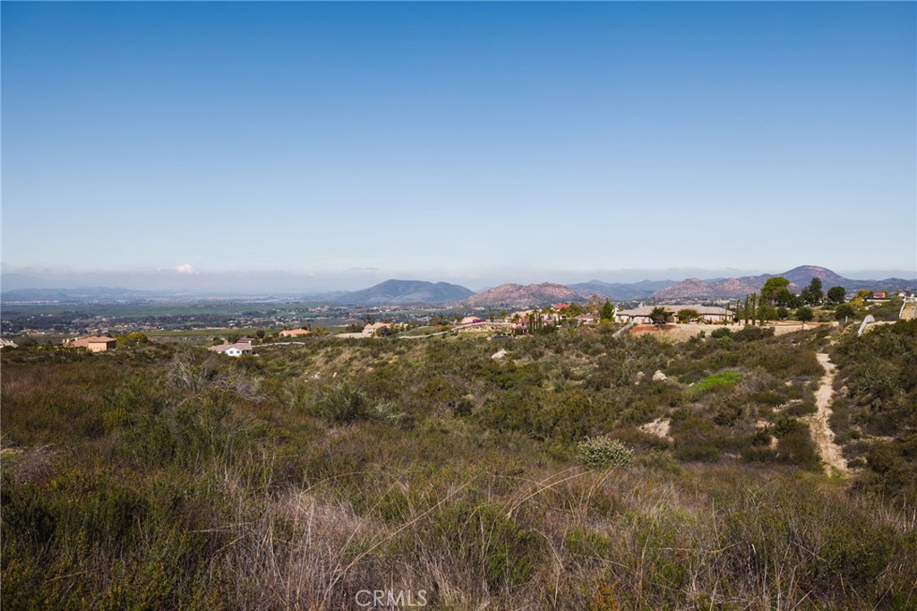0 Esplendida Way Temecula, CA 92592 - Photo 21 of 24 an aerial view of residential house and trees around