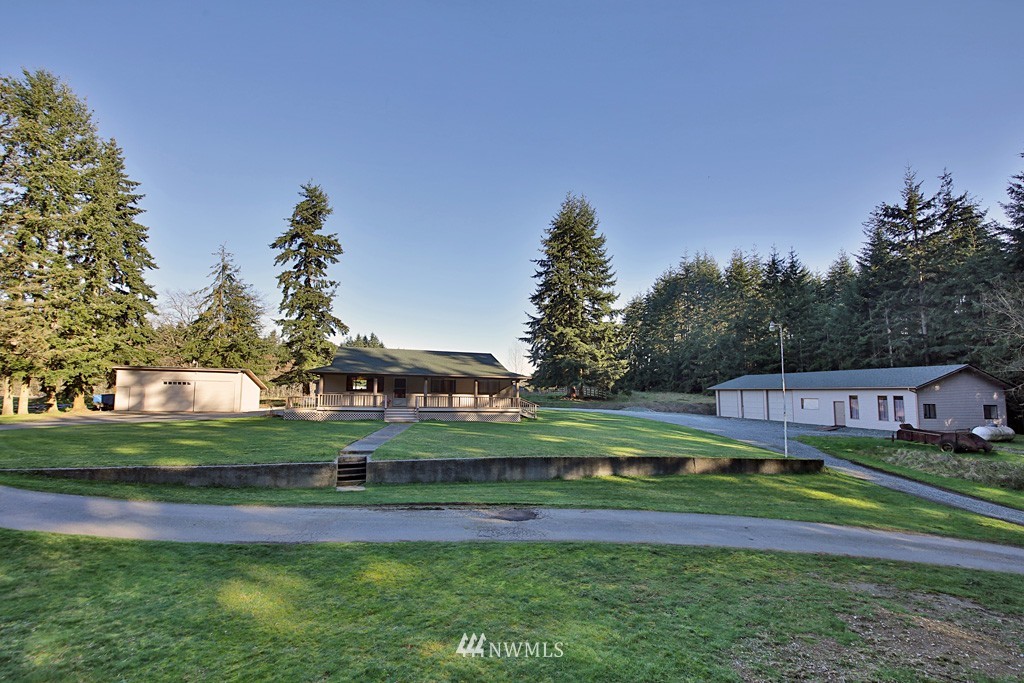 4311 Rollinghill Road Clinton, WA 98236 - Photo 1 of 21 Gallery Image 1
