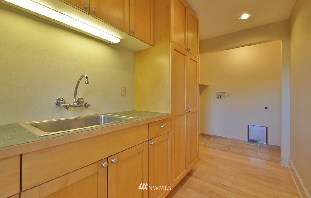 4311 Rollinghill Road Clinton, WA 98236 - Photo 12 of 21 Gallery Image 12