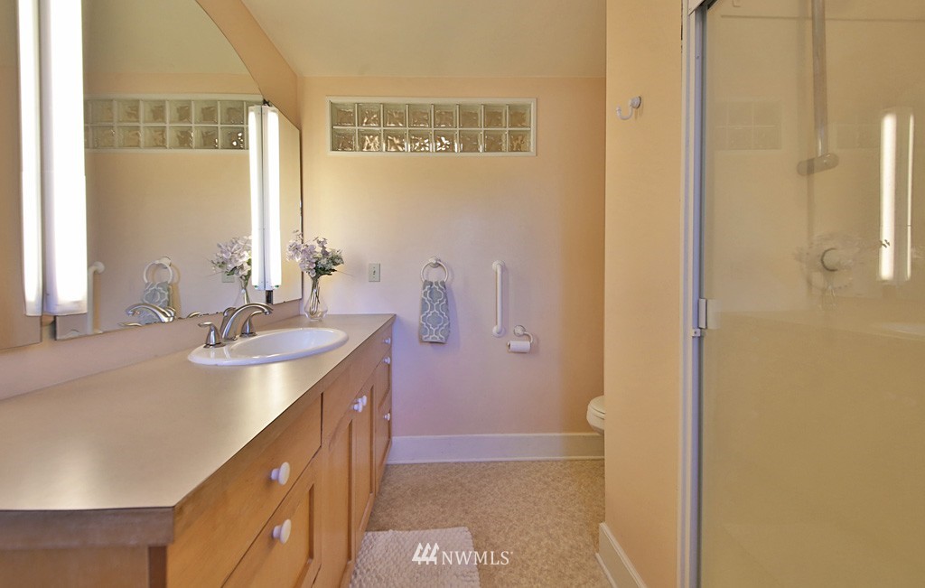 4311 Rollinghill Road Clinton, WA 98236 - Photo 14 of 21 Gallery Image 14