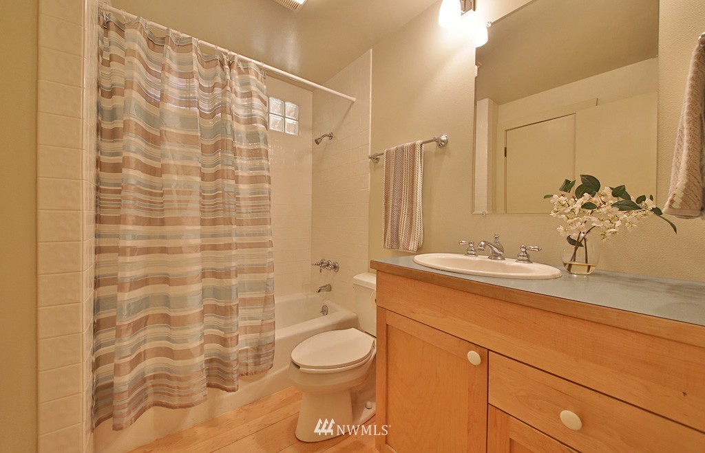 4311 Rollinghill Road Clinton, WA 98236 - Photo 19 of 21 Gallery Image 19