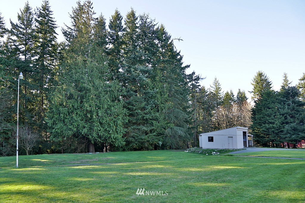 4311 Rollinghill Road Clinton, WA 98236 - Photo 4 of 21 Gallery Image 4