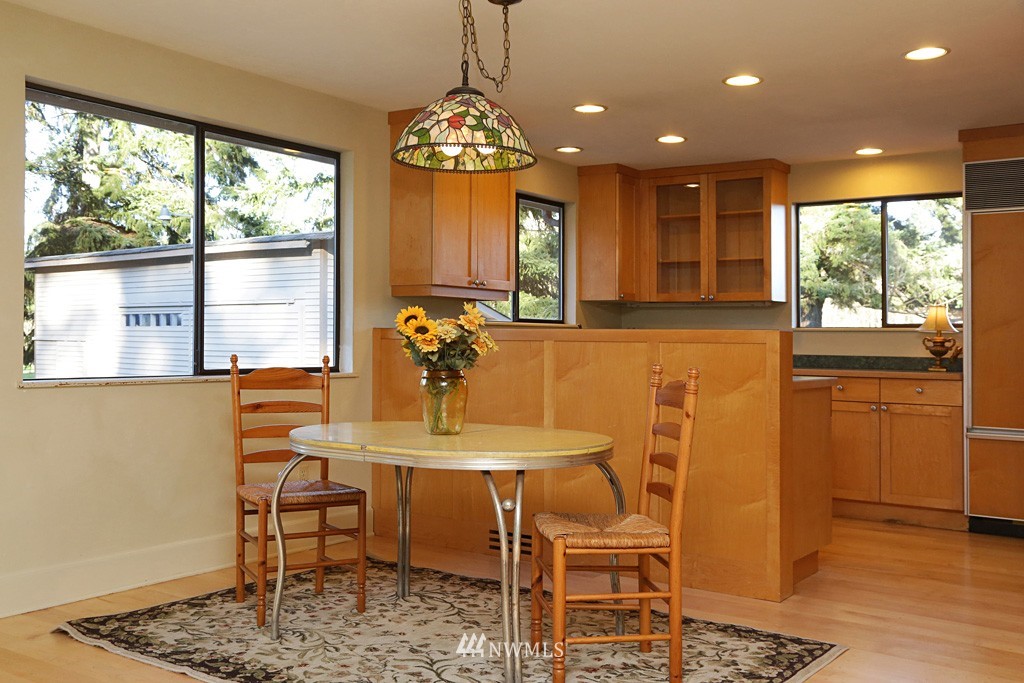 4311 Rollinghill Road Clinton, WA 98236 - Photo 9 of 21 Gallery Image 9