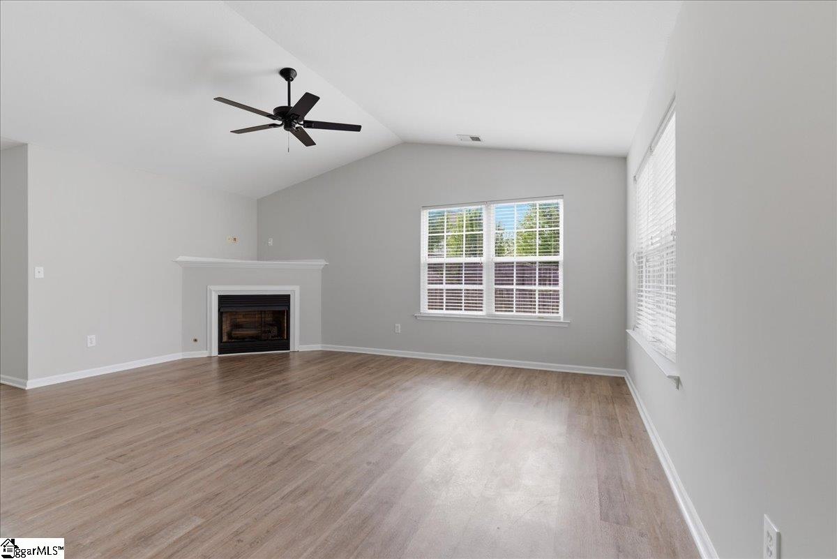 20 Laurelhurst Court Greer, SC 29650 - Photo 4 of 28