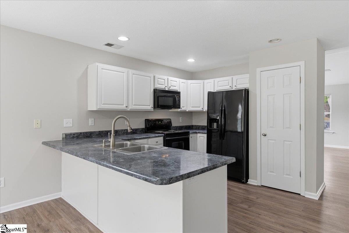 20 Laurelhurst Court Greer, SC 29650 - Photo 10 of 28