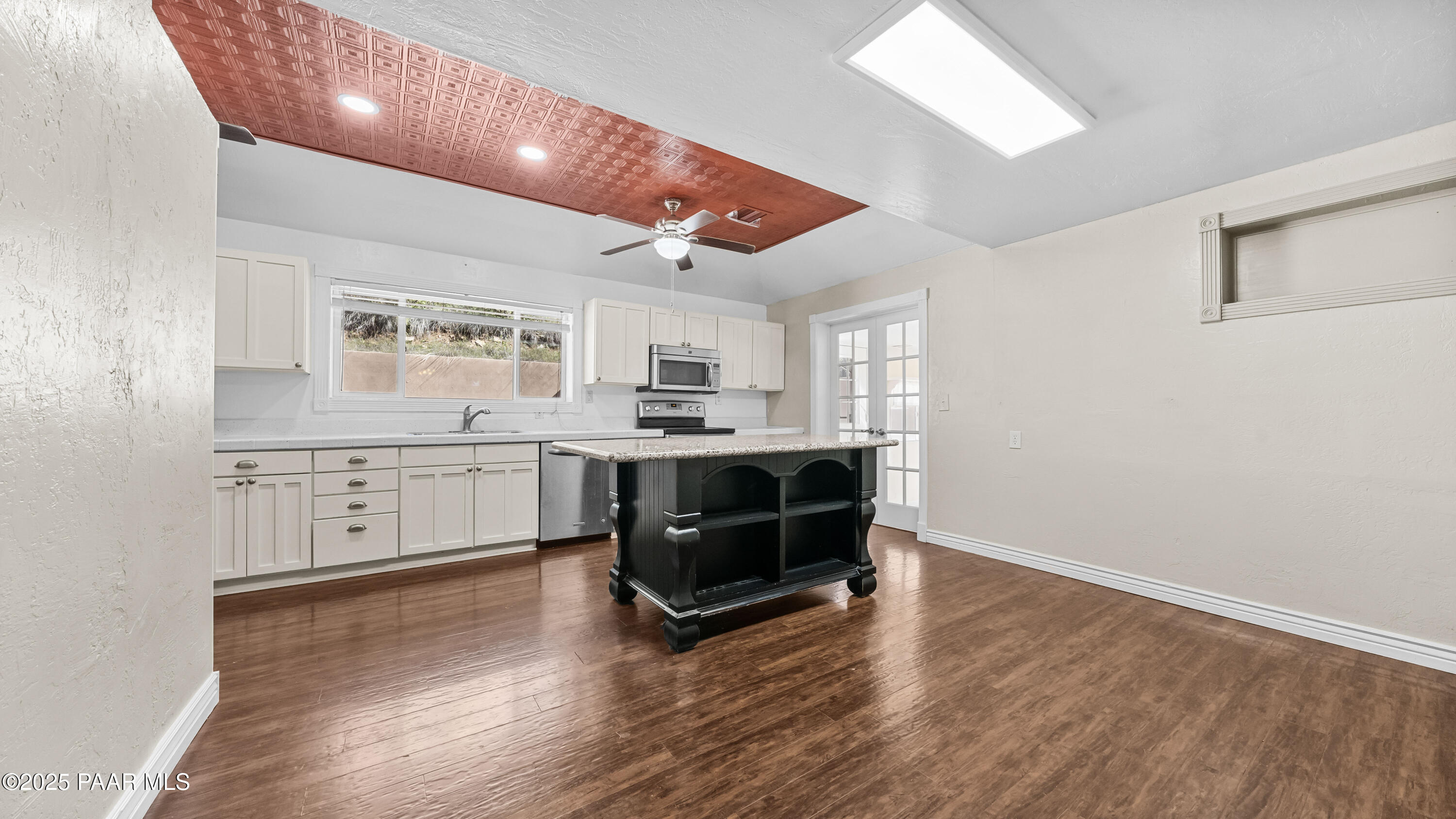 249 South Lynx Creek Road Prescott, AZ 86303 - Photo 11 of 124 6822 F-04112