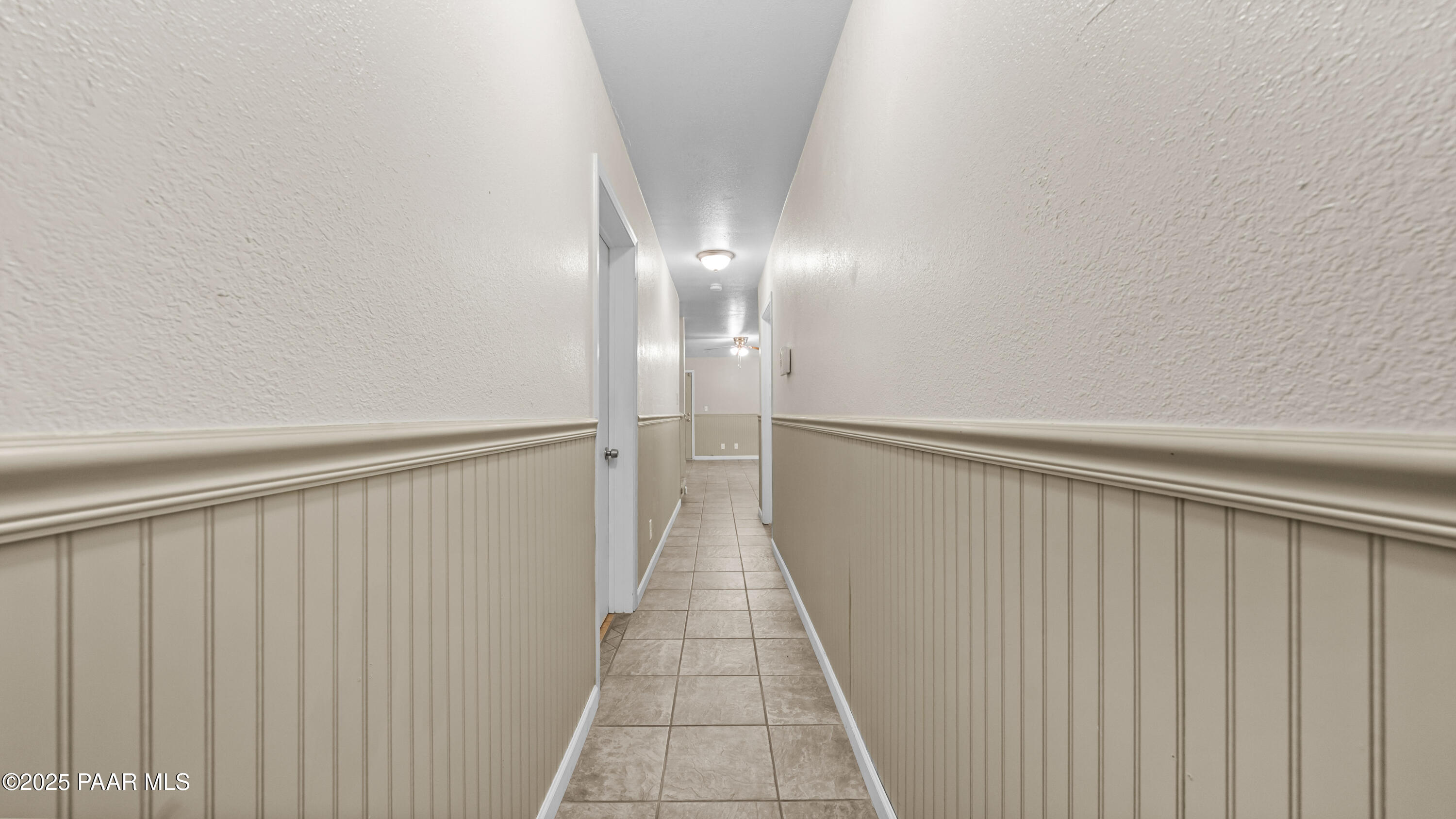 249 South Lynx Creek Road Prescott, AZ 86303 - Photo 34 of 124 a view of a hallway with wooden floor