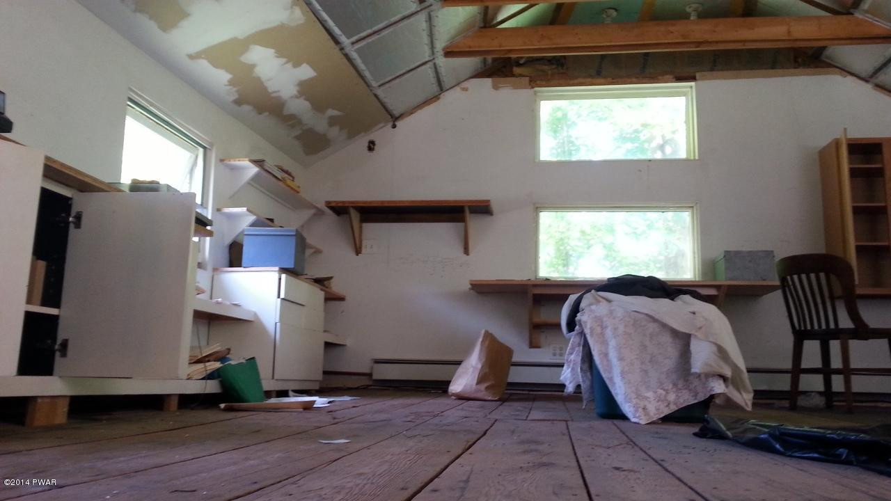 5 Whitleigh Road Equinunk, PA 18417 - Photo 3 of 12