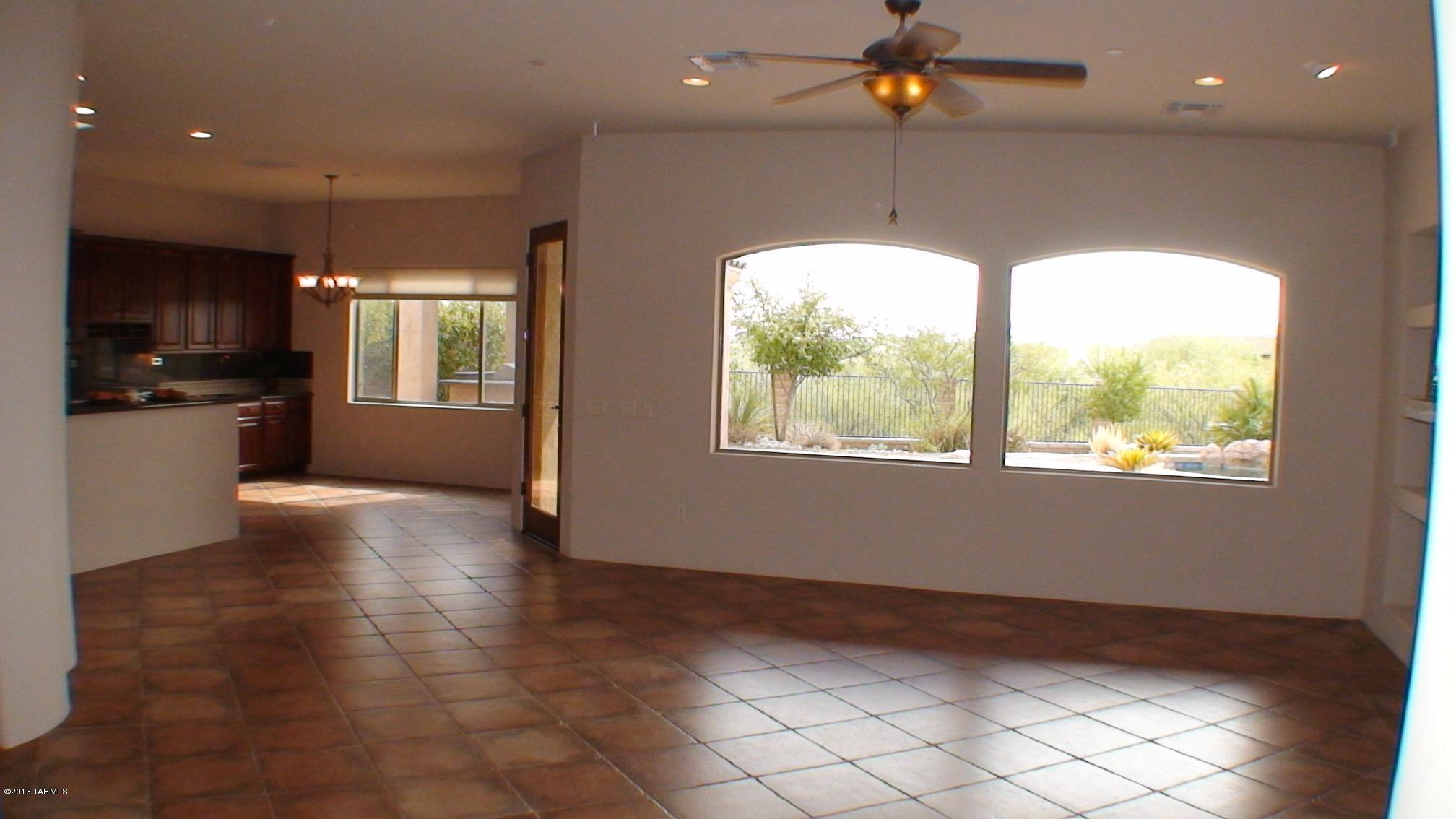 12709 North Yellow Bird Road Tucson, AZ 85755 - Photo 6 of 22