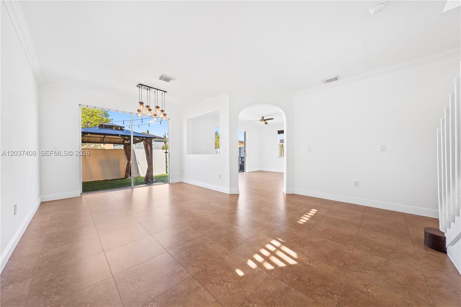 27460 Southwest 138th Path Homestead, FL 33032 - Photo 4 of 29 Gallery Image 4